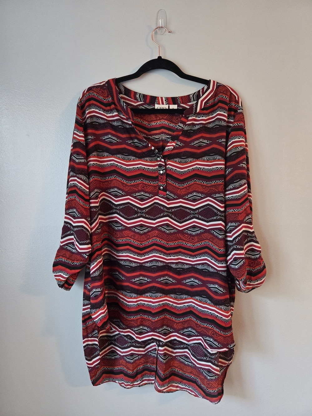 Cato Geometric Chevron Tunic Top Red Burgundy Southwest Roll Tab 3/4 Sleeve XL